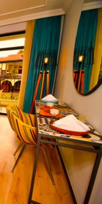 Remarkable Flat With Balcony Near Hadrian'S Gate Apartment Antalya Homestay